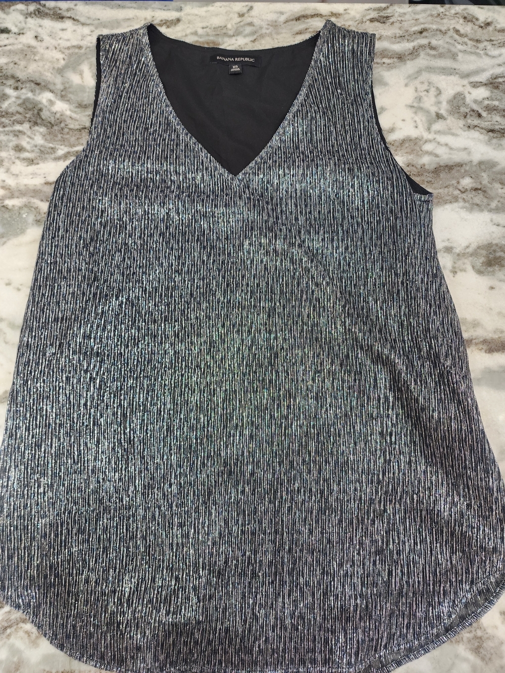 Banana Republic Iridescent Silver-Black V-Neck Sleeveless Top